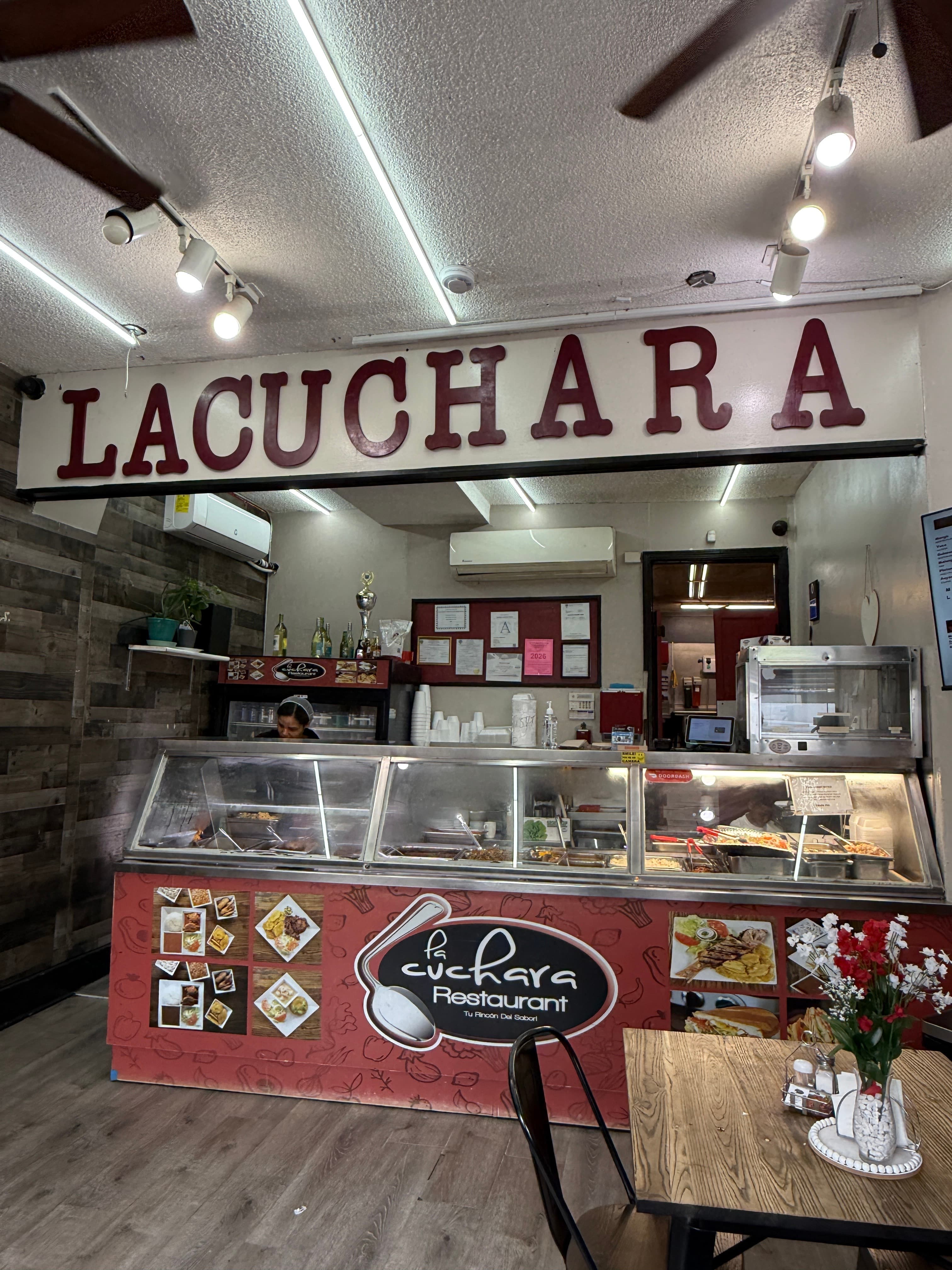 La Cuchara Boston interior