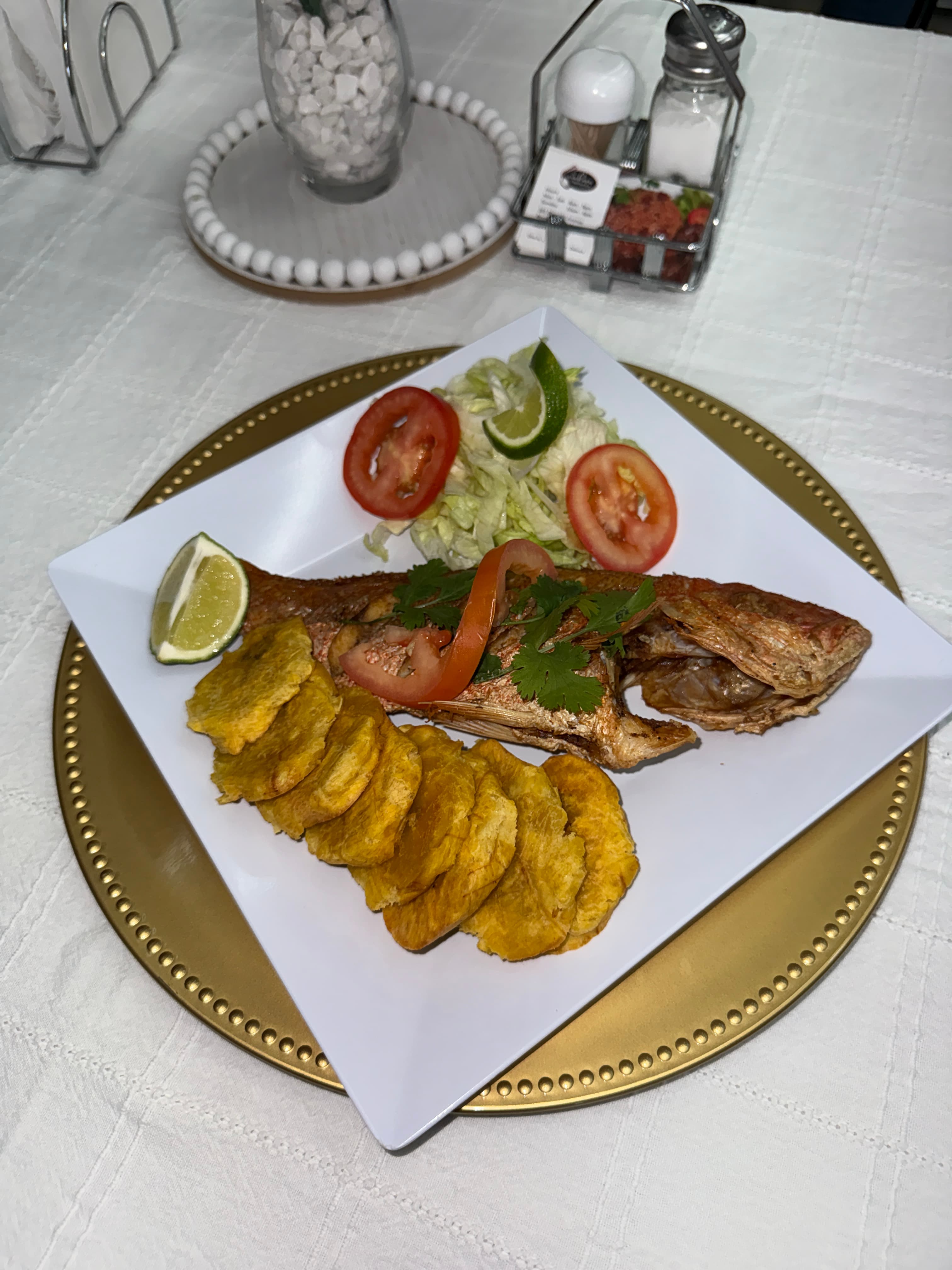 Whole fried fish
